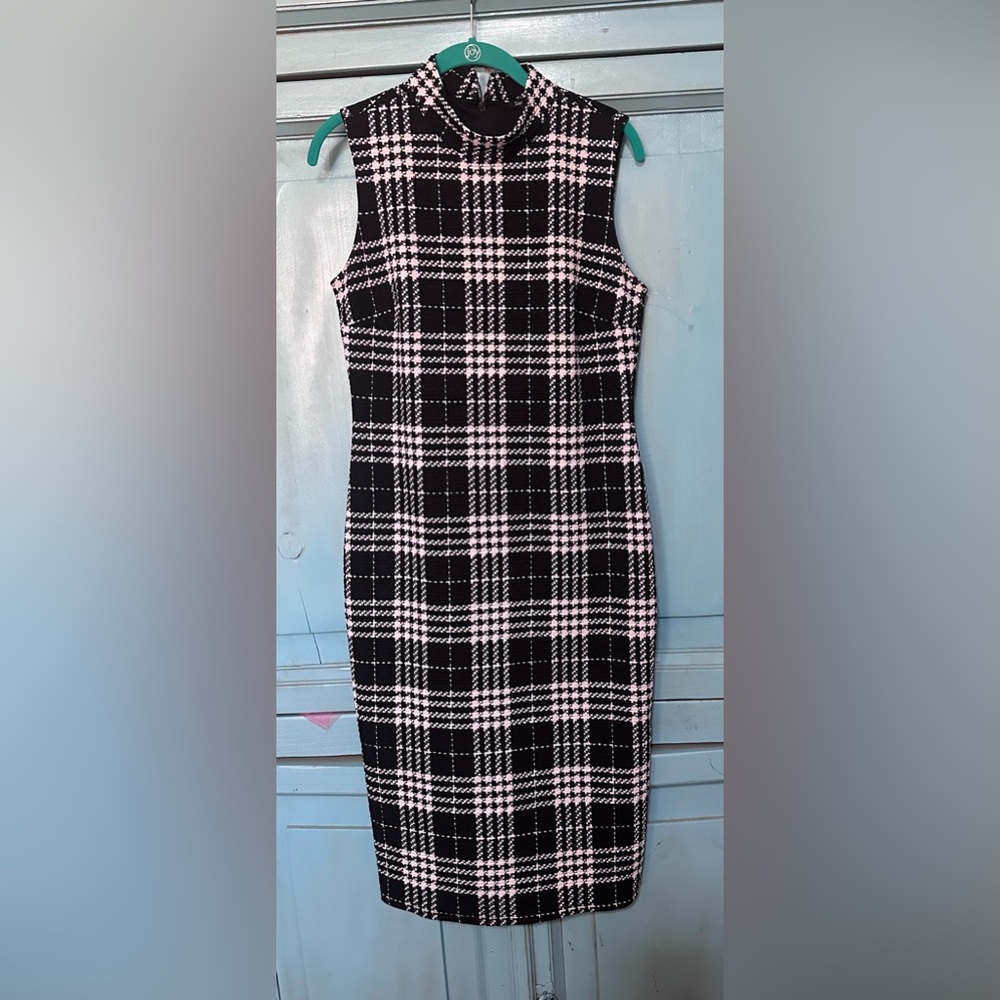 Sami & Jo Black and White Tank  Plaid Midi Sheath Dress